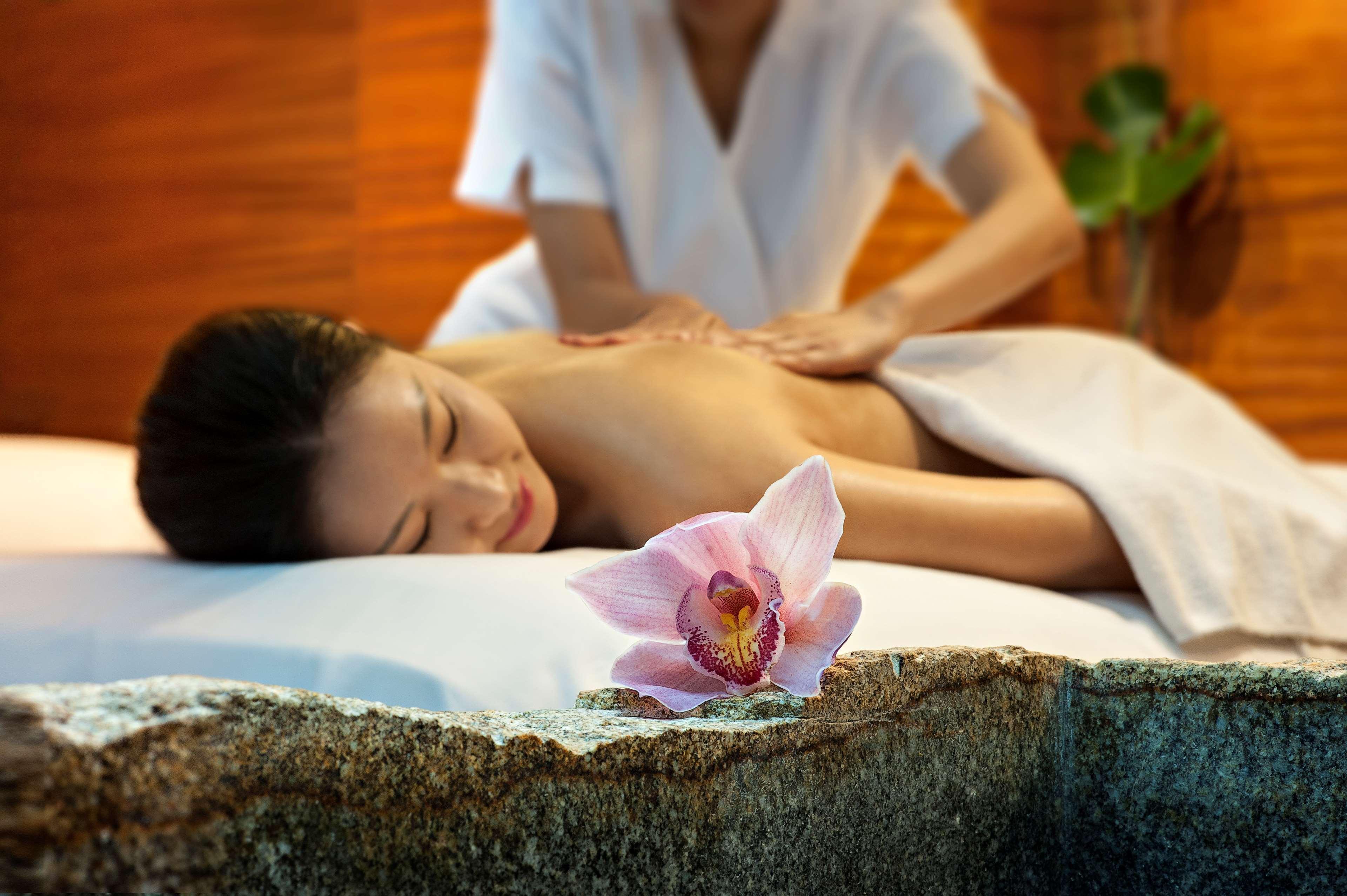 Grand Hyatt Khách sạn